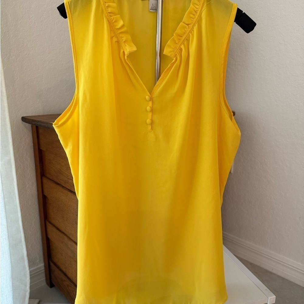 C Est. 1946 Top -‎ Size Large